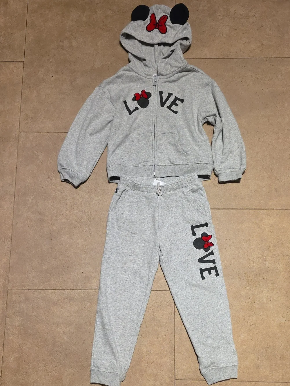 Baby Gap Disney Minnie Mouse Gray Sweatshirt & Jogger Set w Red Bow Accents.